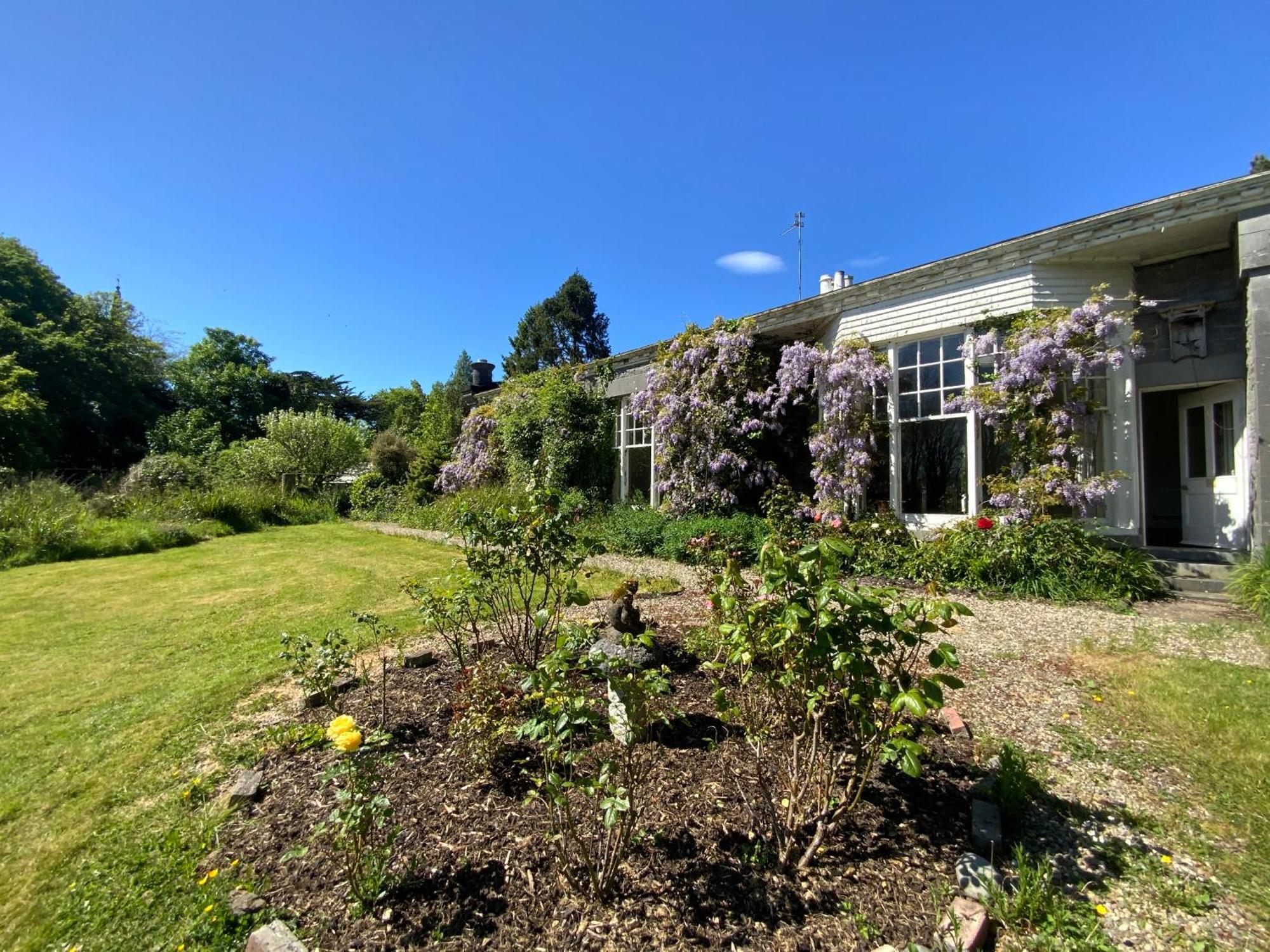Shannon River House & Gardens Privatunterkunft *