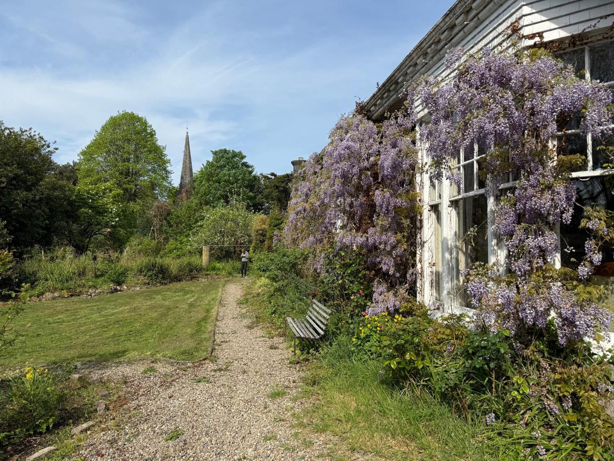 Shannon River House & Gardens * Limerick Junction